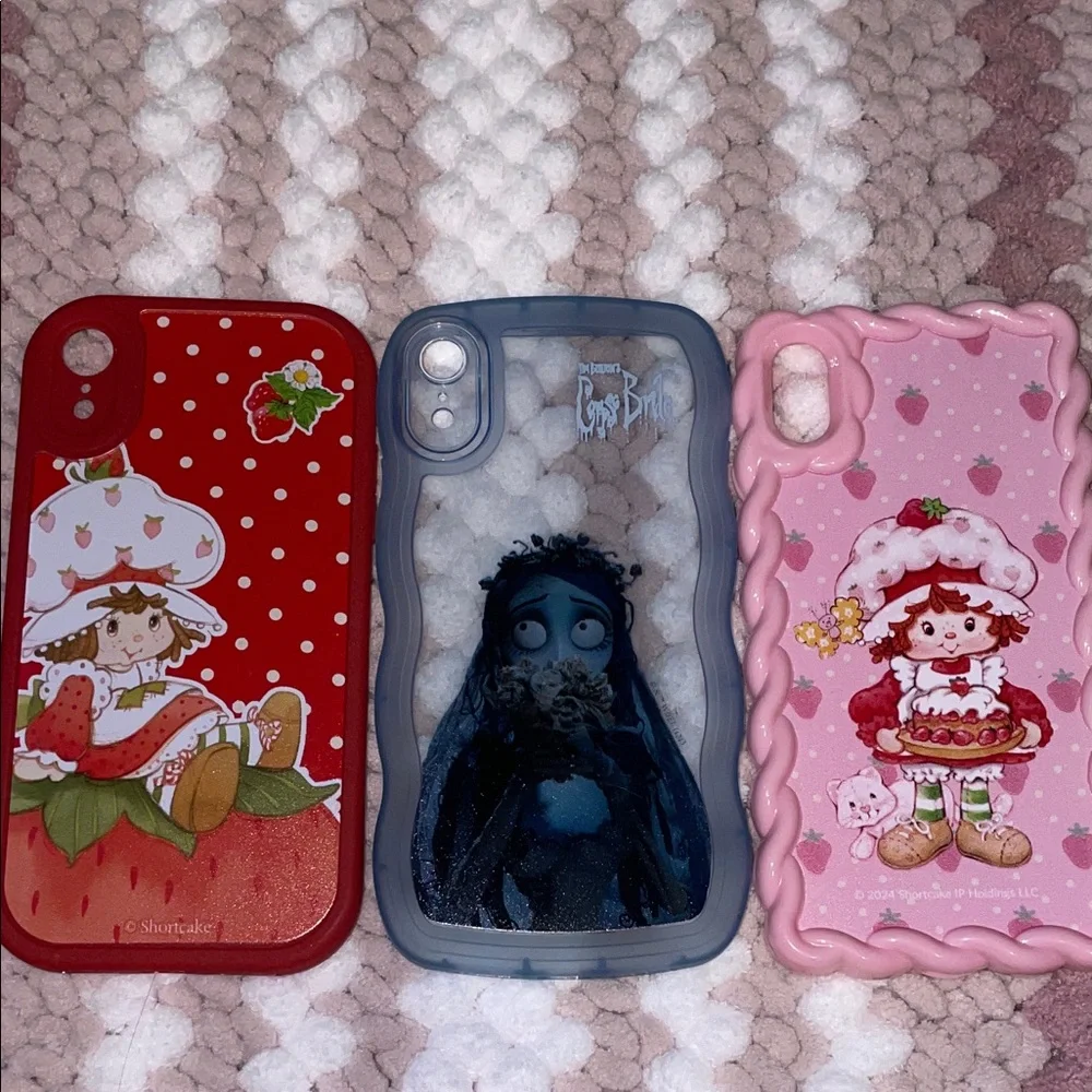 3x silicone iPhone 12 PLUS cases !!!